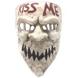 Kiss me mask